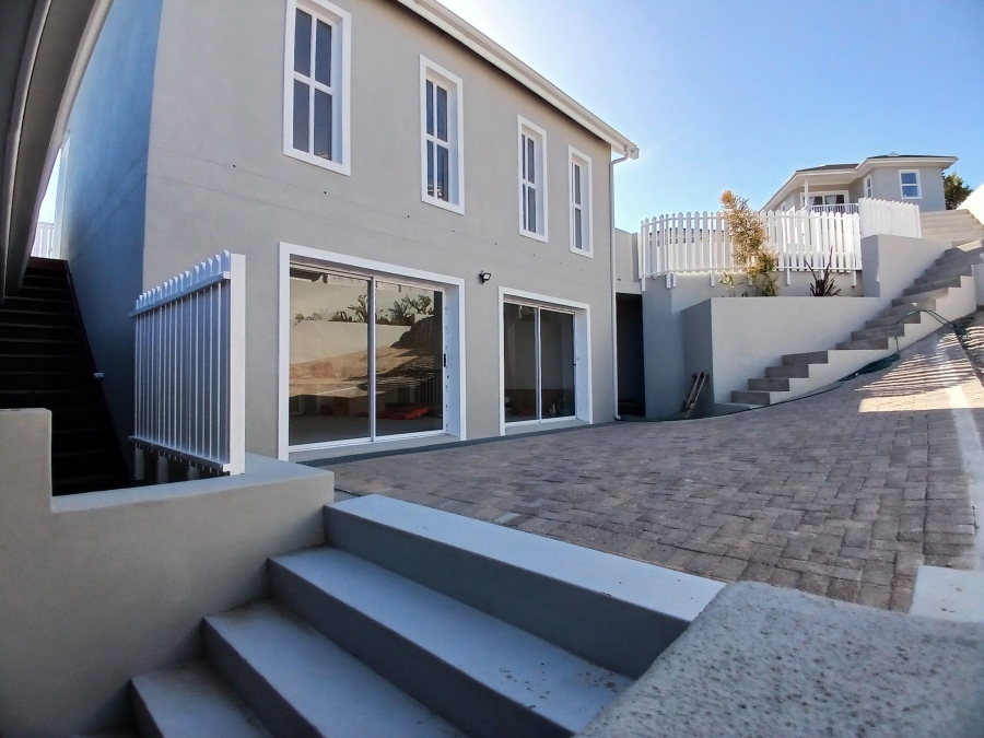 4 Bedroom Property for Sale in Hunters Estate Western Cape